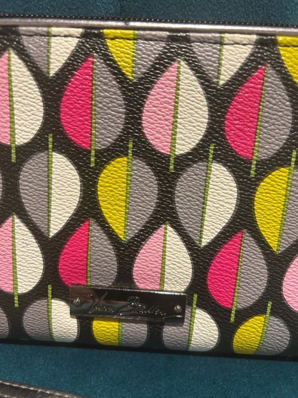 Vera Bradley Black Long Wristlet Wallet Pink, Yellow, Gray & White Leaf Print - Picture 2 of 7